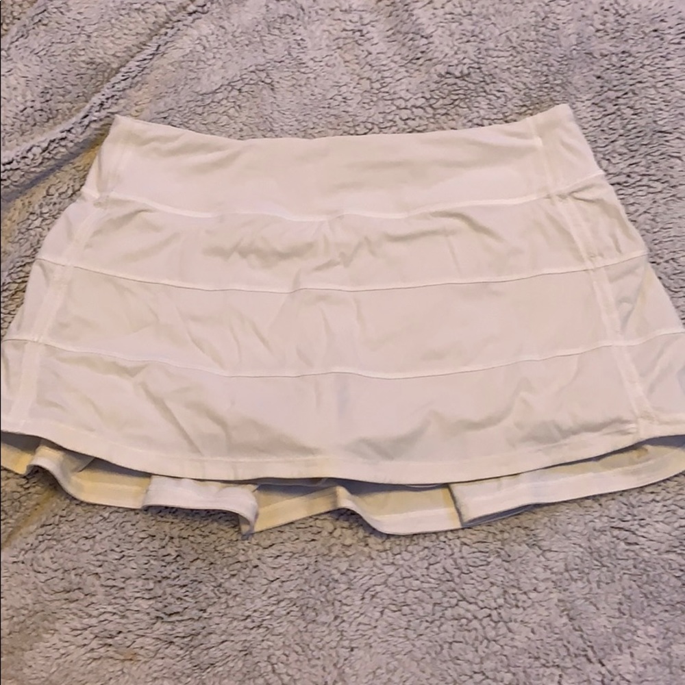 Lululemon pace rival skirt